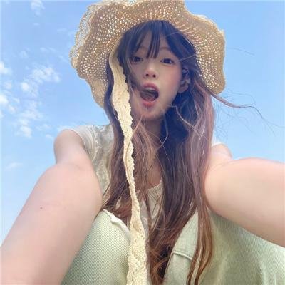 与鲨鱼游弋